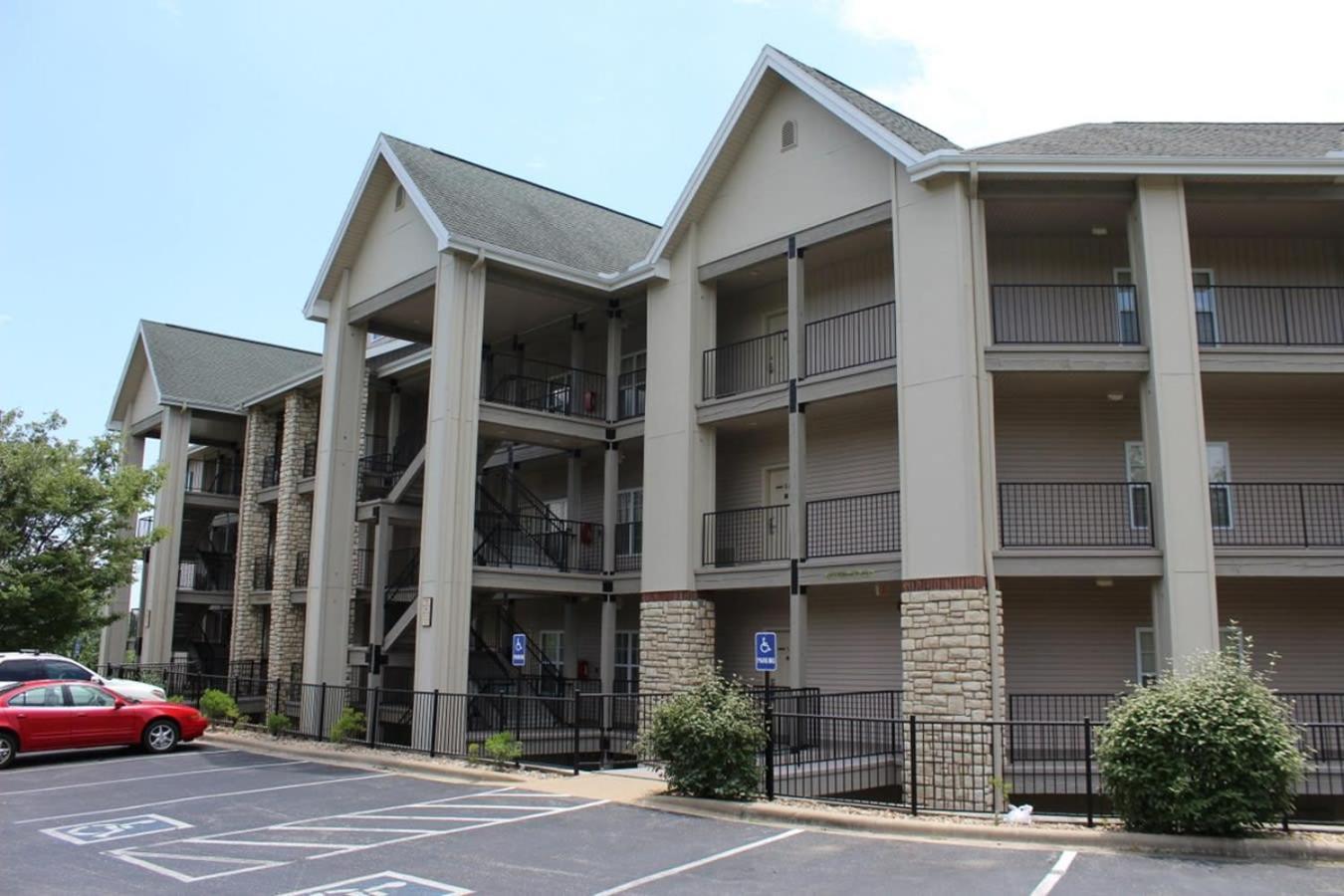 Branson Condo With A Walkout And Elevator Access At Thousand Hills And Next To 76 Экстерьер фото